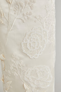 Ankle-length Wasp Skirt with Carnation Embroidery