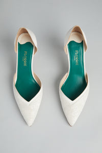 Salon d'Orsay Pump in Off-White Satin with Beading