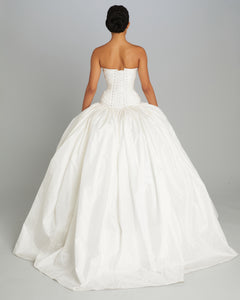 Norma Gown in White Silk Taffeta